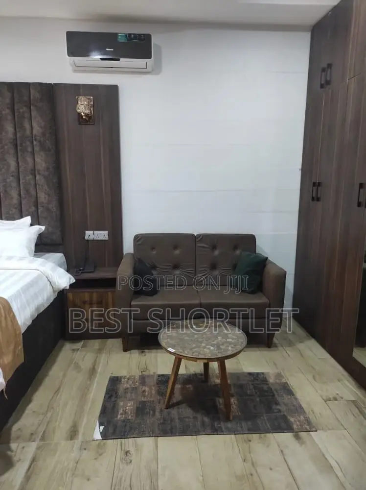 7 Bedroom Fully Detached Penthouse Pool,Snooker,Gym,Seat Out in Jahi