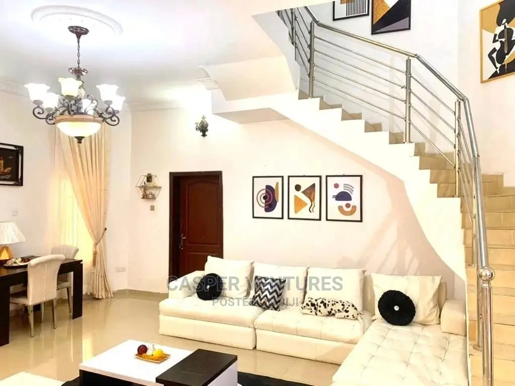 Luxurious Exquisite 1-Bedroom Apartment in Ikota in Ikota