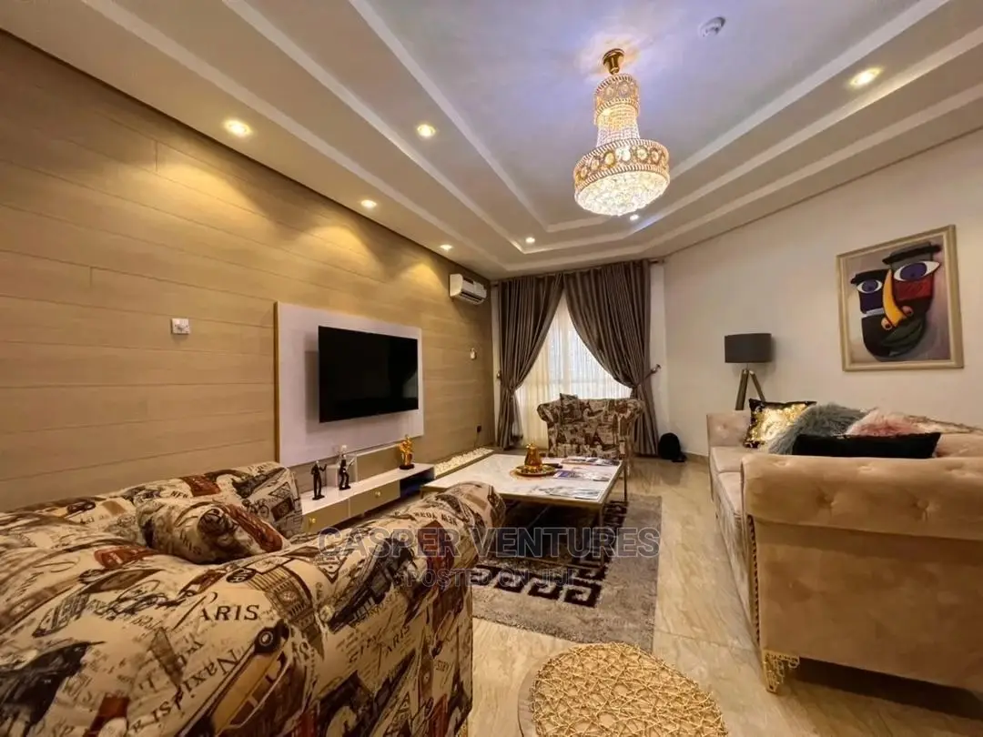 Dazzling and Appealing 3-Bedroom Shared Apartment in Osapa london