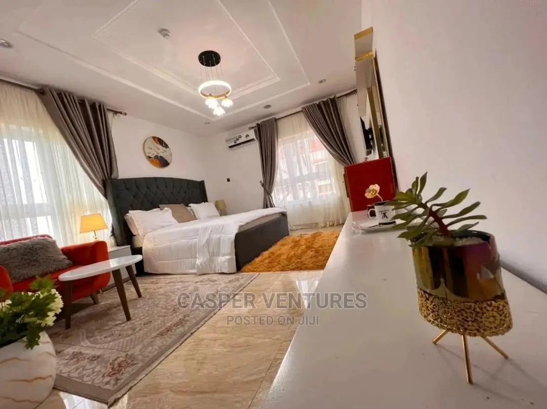 Dazzling and Appealing 3-Bedroom Shared Apartment in Osapa london