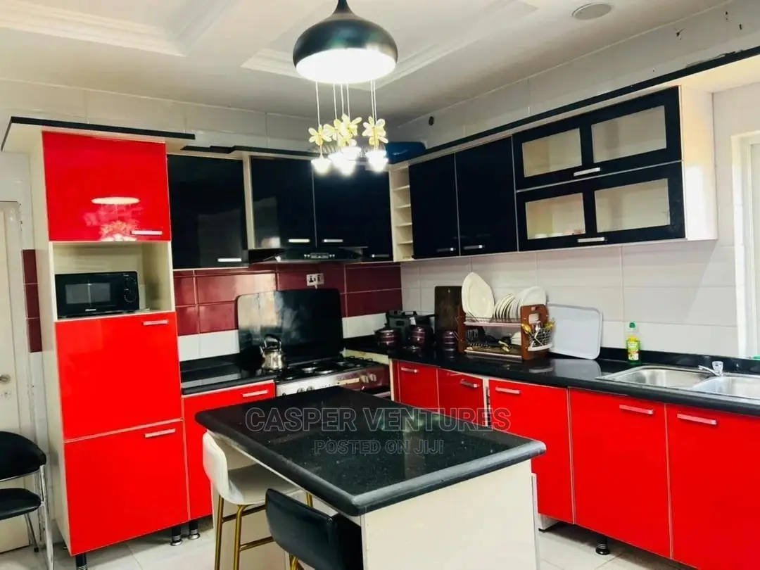 Dazzling and Appealing 3-Bedroom Shared Apartment in Osapa london