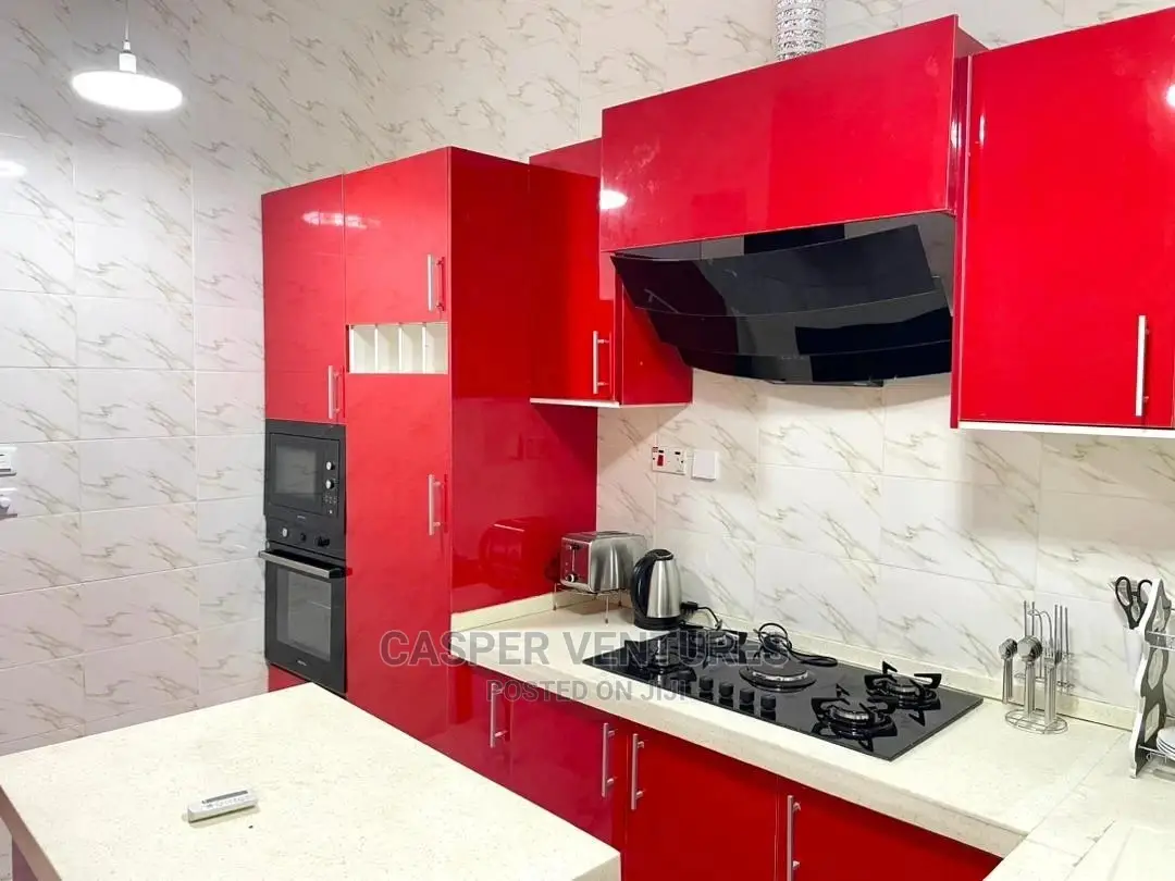 Heavenly and Irresistible 4-Bedroom Duplex in Chevron