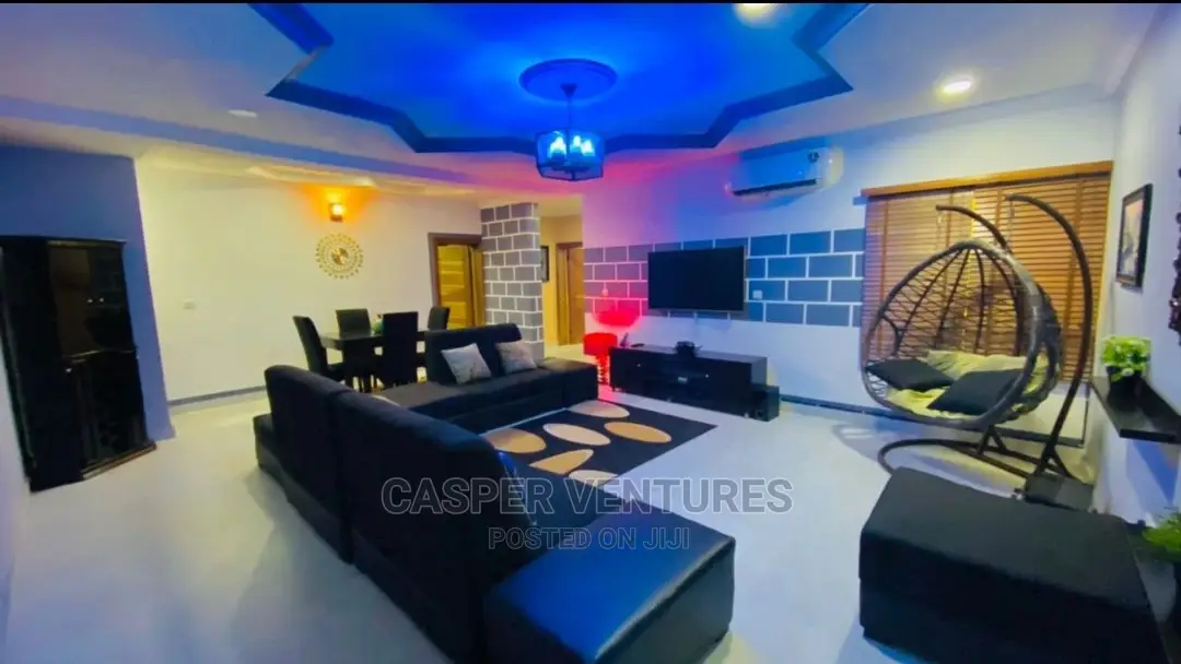 Sophisticated 2-Bedroom Apartment in Ilasan
