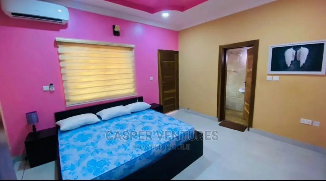 Sophisticated 2-Bedroom Apartment in Ilasan