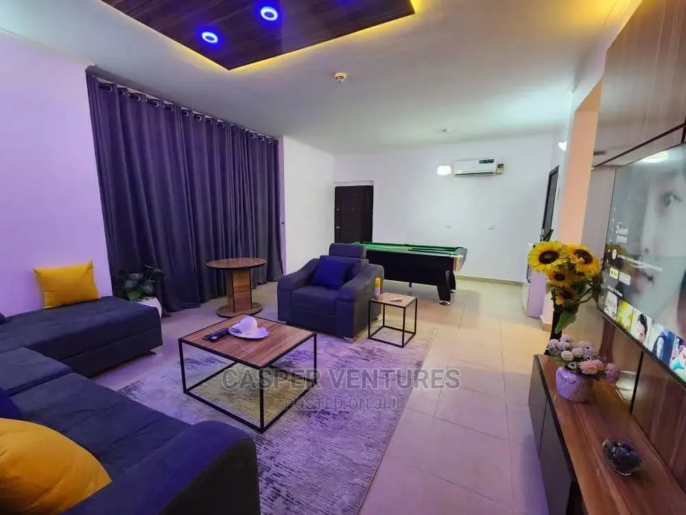 Gorgeous 2-Bedroom Edifice in VI for Short let in Adeola Odeku