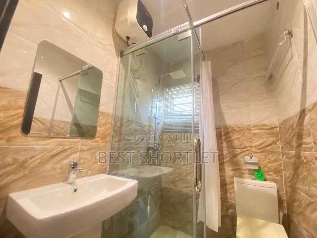 Lavishly Furnished 2 Bedroom Apartment in Wuye