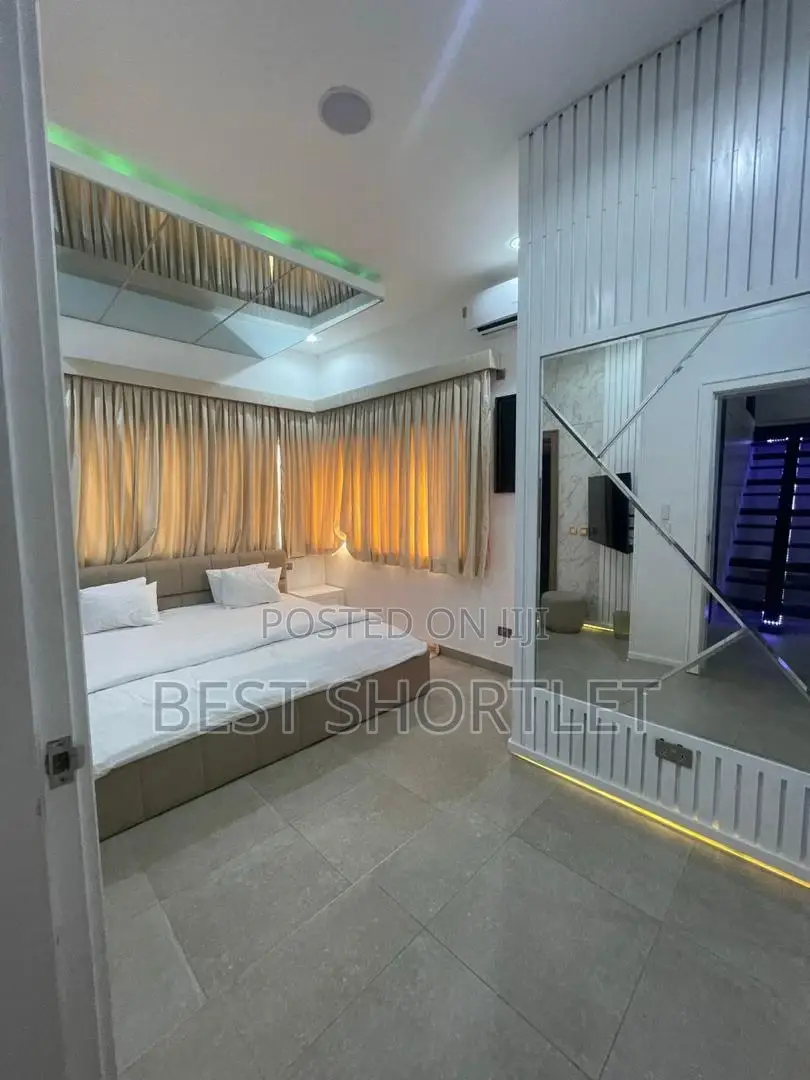 Luxury Smart 1 Bedroom Penthouse Abuja in Mabushi