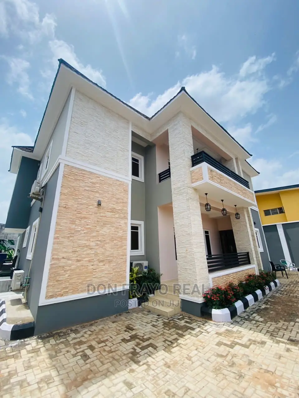 5 Bedrooms Short Let Apt With Swimming Pool Up for Booking in Bodija