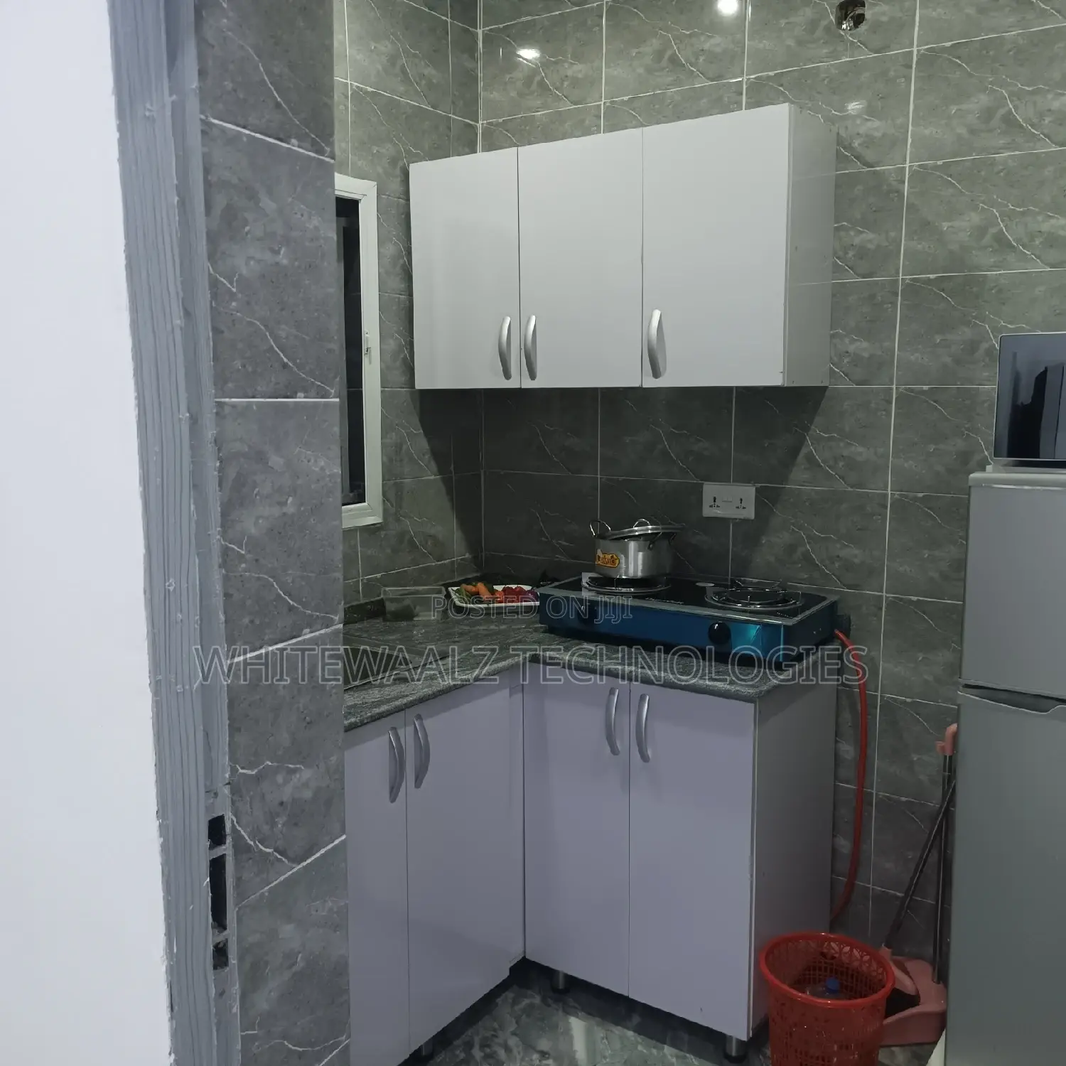 Selfcontain For Rent (Furnished With Room Service) in Jikwoyi
