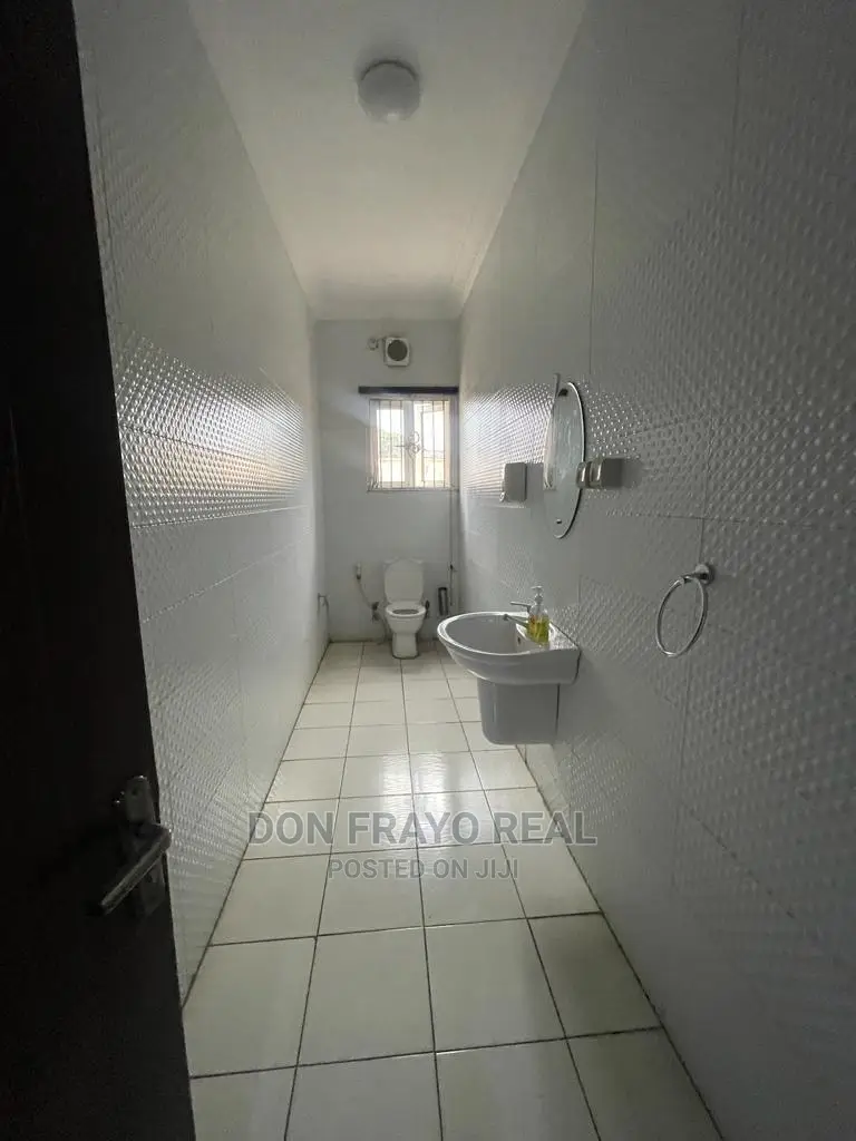 6 Bedrooms Duplex With Swimming Pool Short Let at Old Bodija Estate in Old Bodija