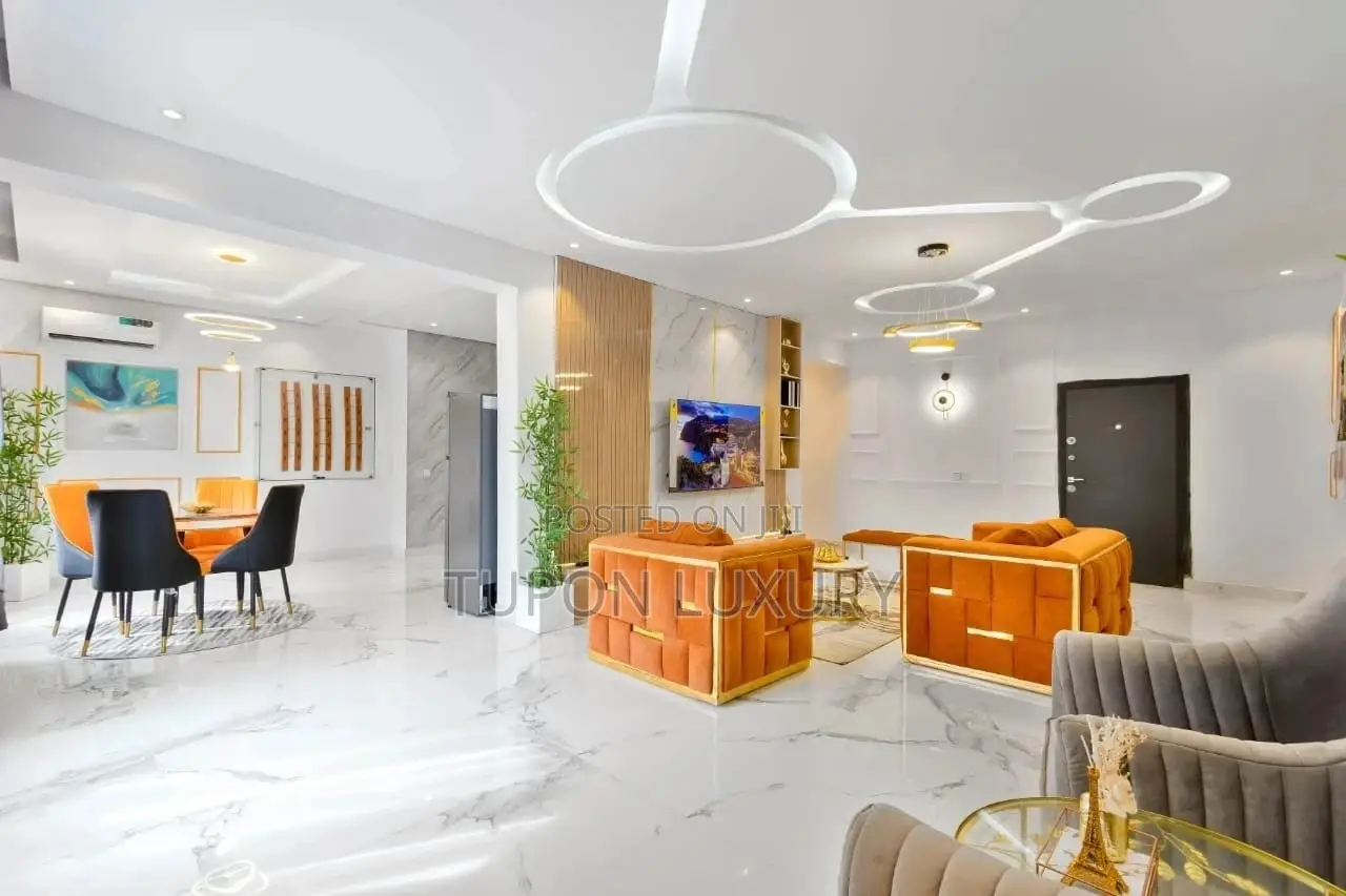 2bedroom Apartment With Ps5 and Snooker in Osapa london