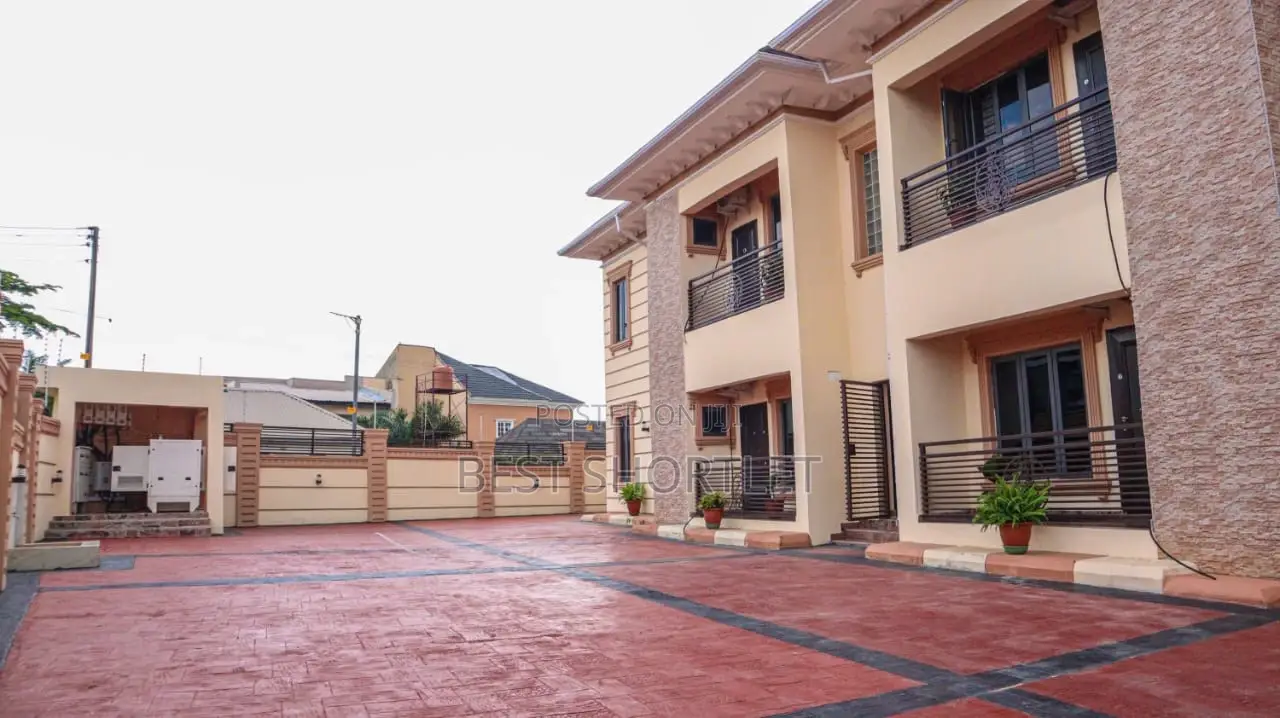 Luxury 2 Bedroom in Gwarinpa