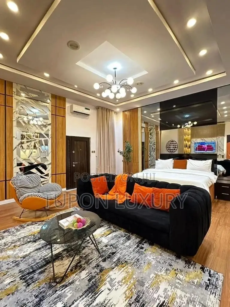 Tastefully Furnished and Spacious Studio Apartment in Osapa london