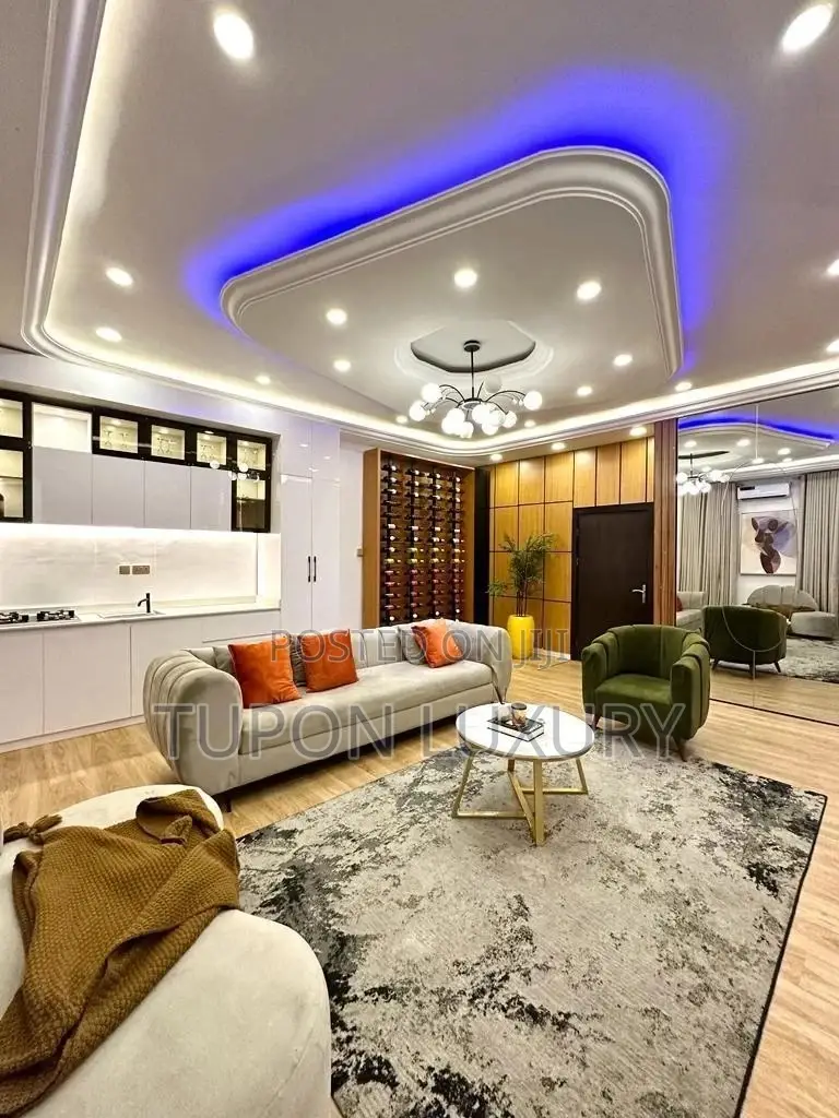 Luxury 1 Bedroom Shortlet Apartment. in Idado