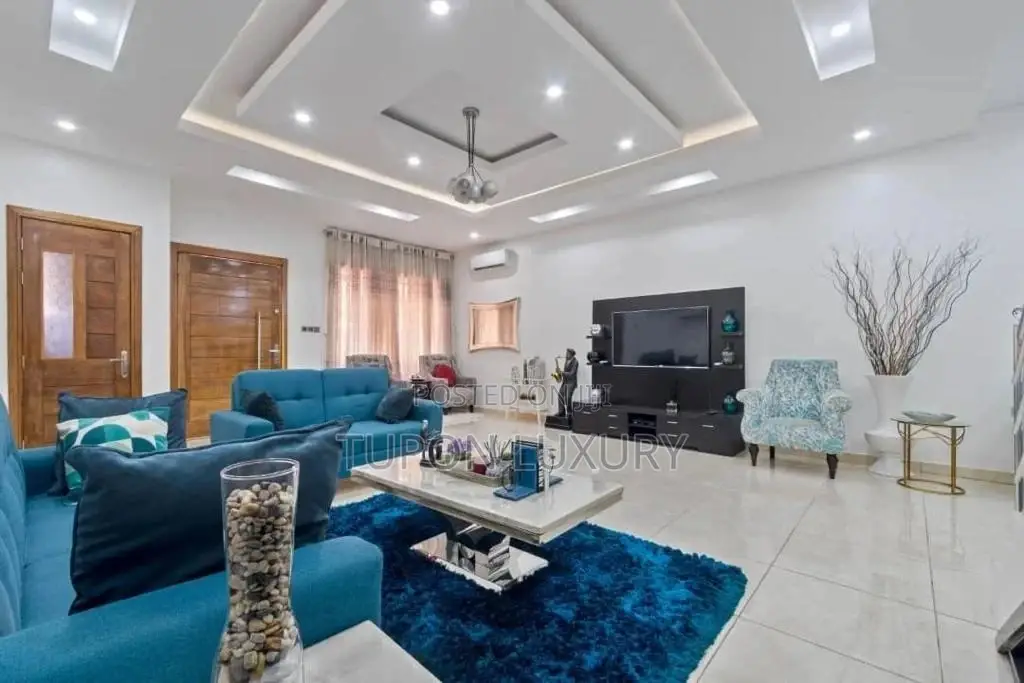 4-Bedroom Duplex Apartment Behind Nike Art Gallery Ikate in Ikate
