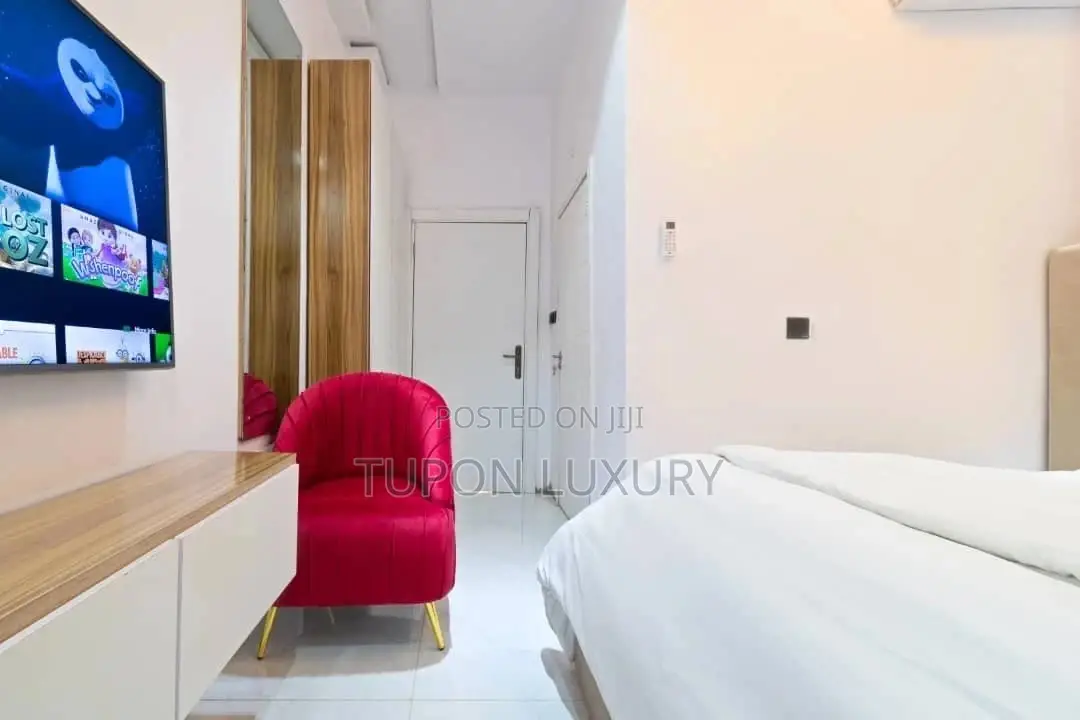 Luxury and Clean Studio Apartment in Chevron