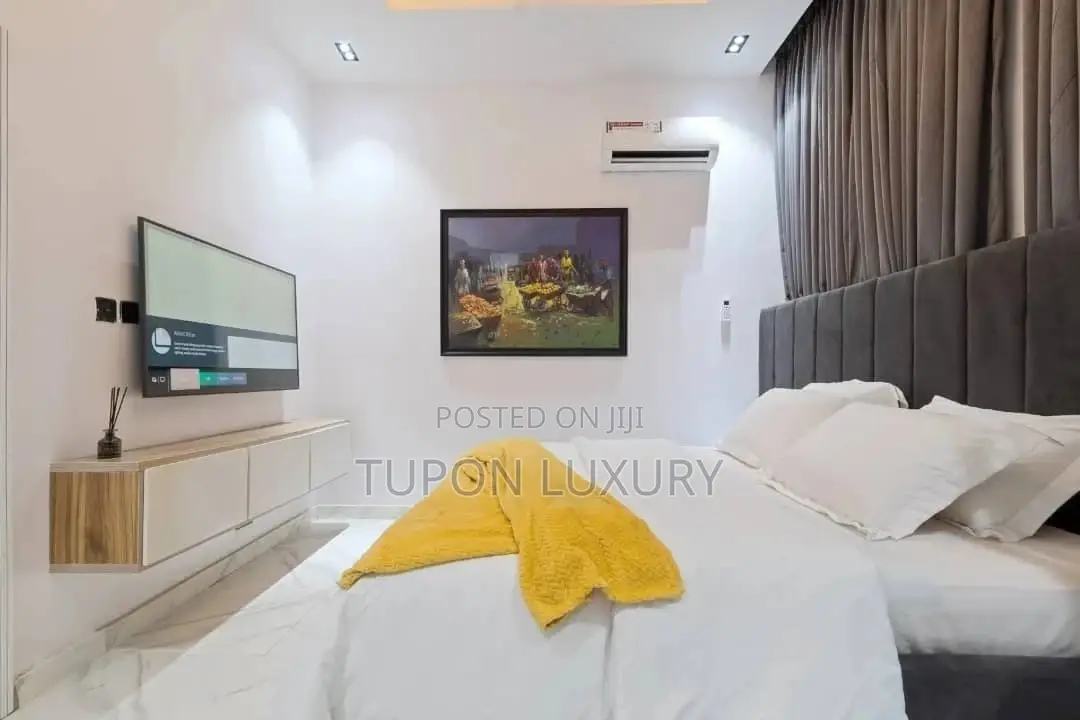 Luxury and Clean Studio Apartment in Chevron