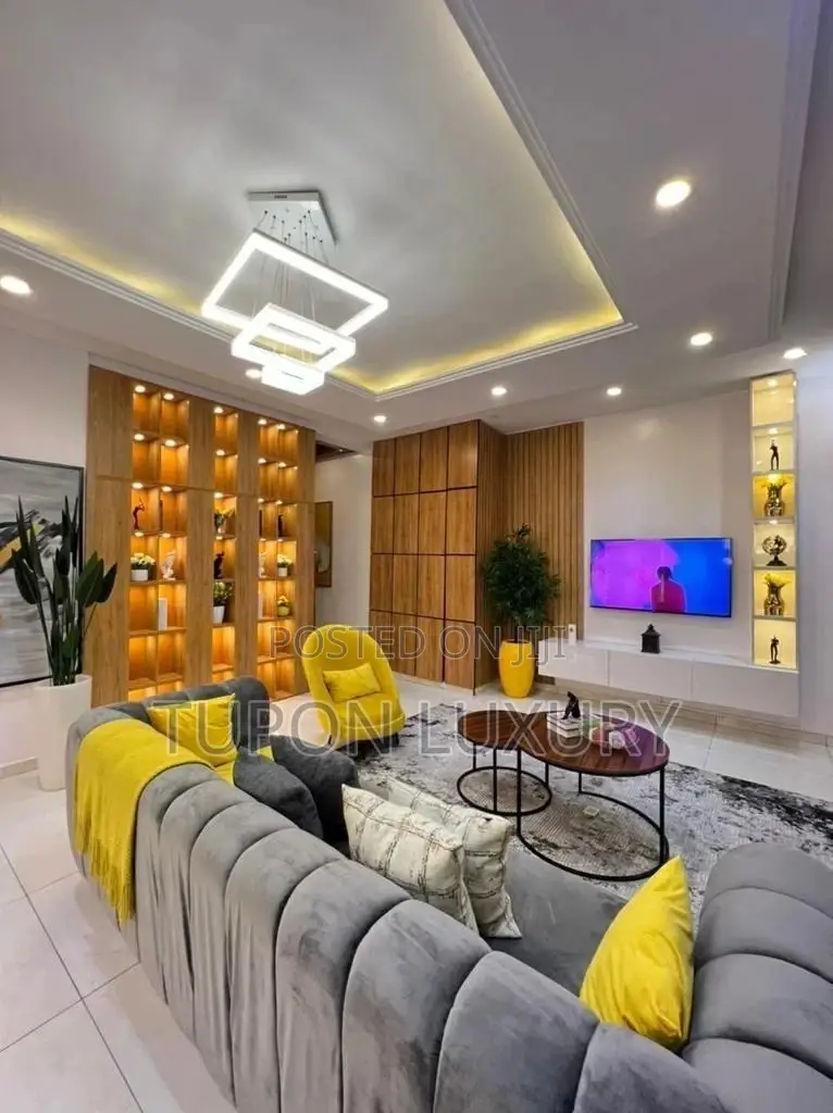 Tastefully Furnished 1 Bedroom Apartment in Osapa london