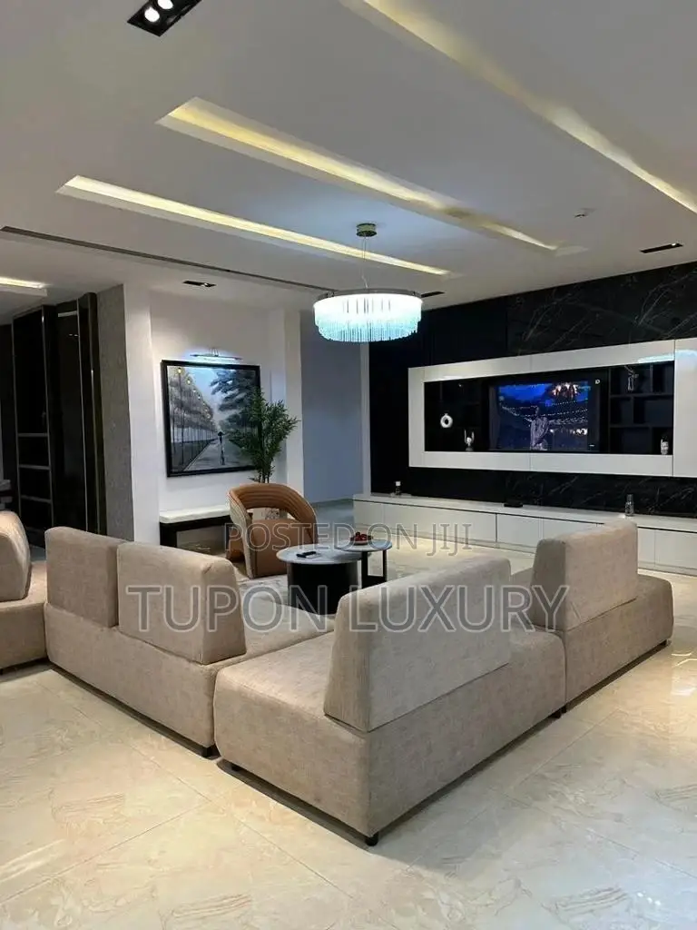 Brand New Premium 3 Bedroom in Lekki Phase 1 in Lekki Phase 1