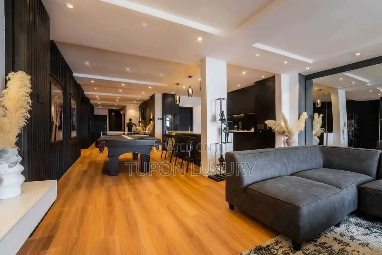 Luxury 2 Bedroom Apartment With Cinema and Games in Lekki Phase 1