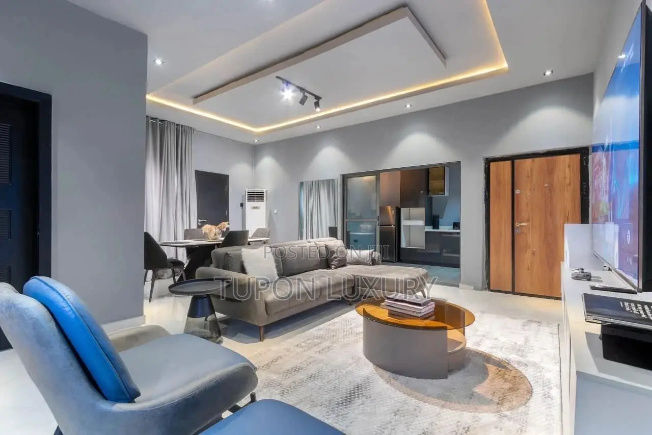 Luxurious 2 Bedroom Apartment Phase in Lekki Phase 1