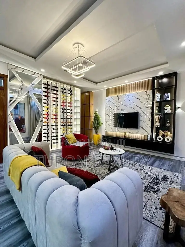 Luxury 1 Bedroom Shortlet Apartment in Osapa london
