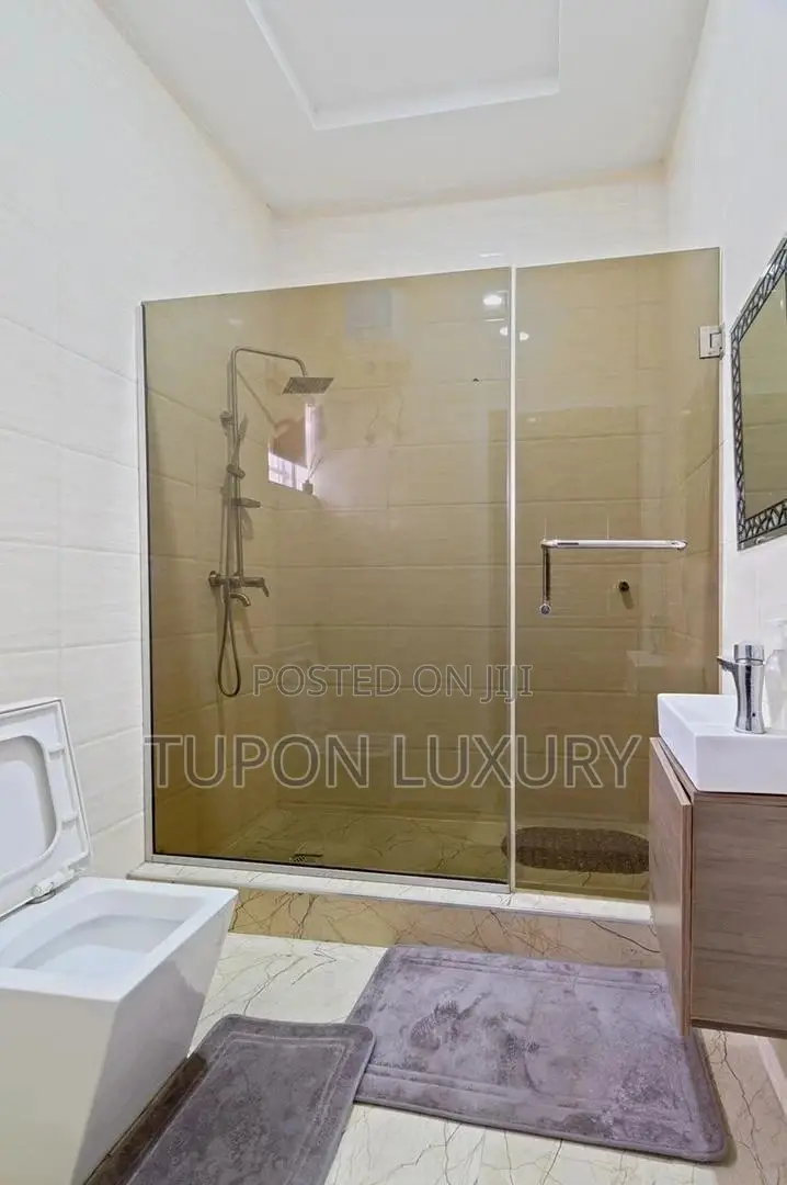 4 Bedroom Luxury Apartment at Osapa Lekki in Osapa london