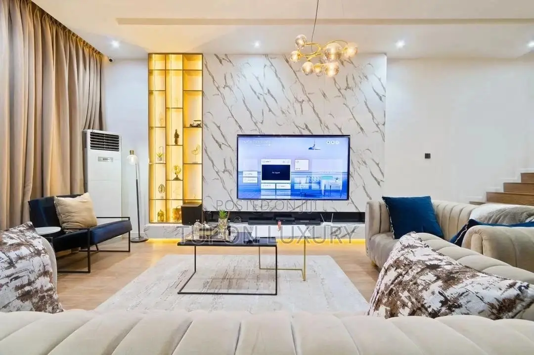 4 Bedroom Luxury Apartment at Osapa Lekki in Osapa london