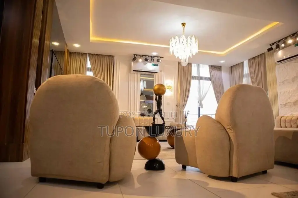 Waterfront 3 Bedroom Apartment in Ikoyi
