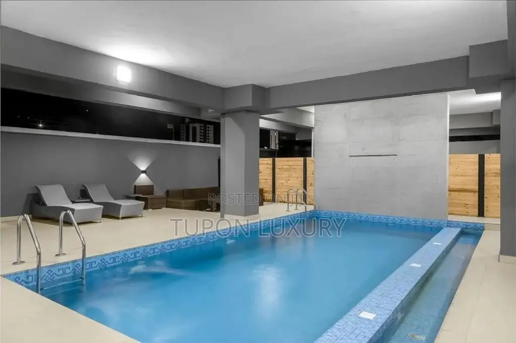 Luxury 3bedroom Penthouse With Pool, Gym Roof Top in Victoria Island