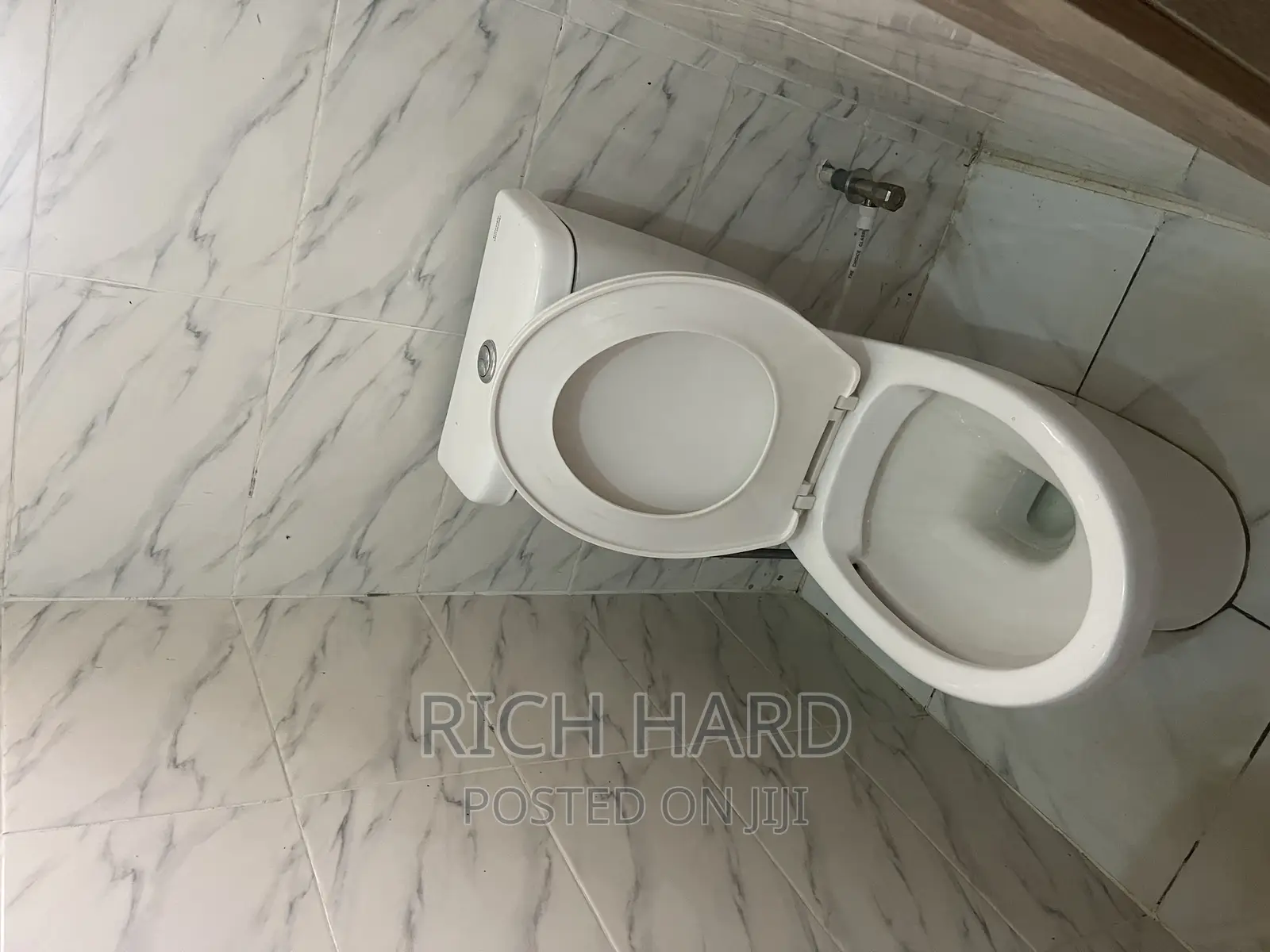 A Room in Apartment in Ajah