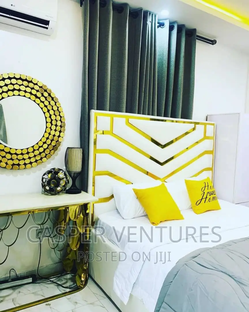 Electric and Stunning Apartment in Chevron