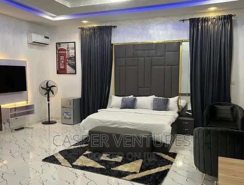 Glittering Apartment in Chevron in Chevron
