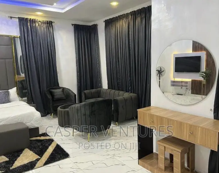 Glittering Apartment in Chevron in Chevron