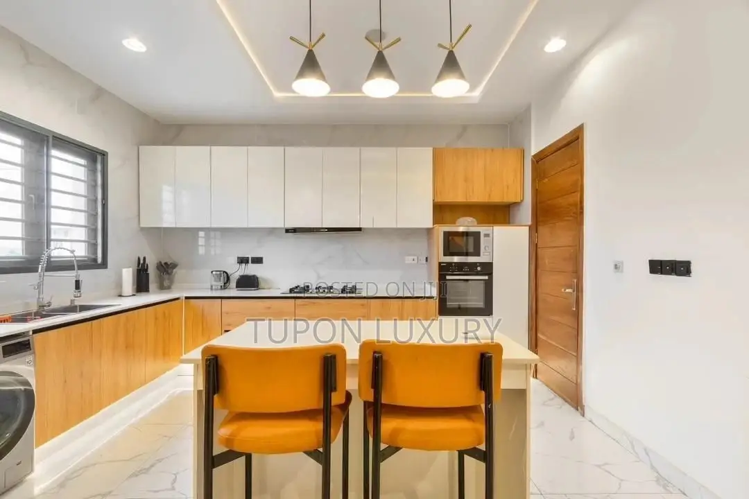 Luxury 3bedroom Penthouse in Ikoyi in Ikoyi