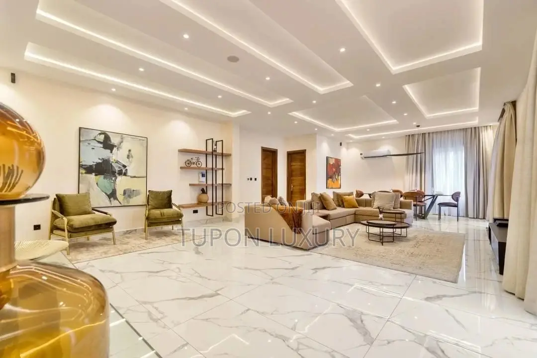 Luxury 3bedroom Penthouse in Ikoyi in Ikoyi