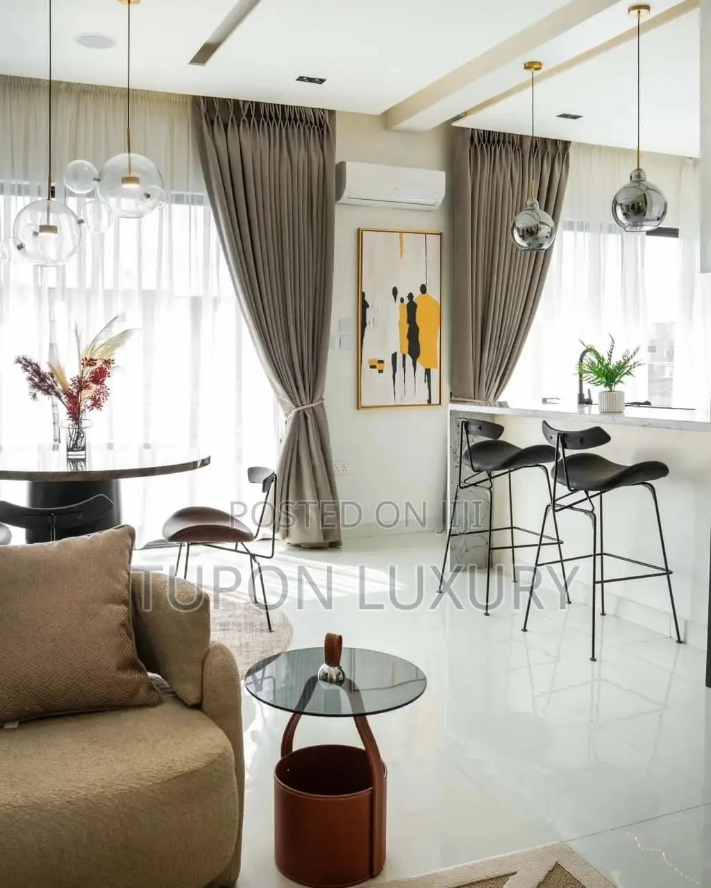 Luxury 3 Bedroom Shortlet Apartment in Vi in Lekki Phase 1