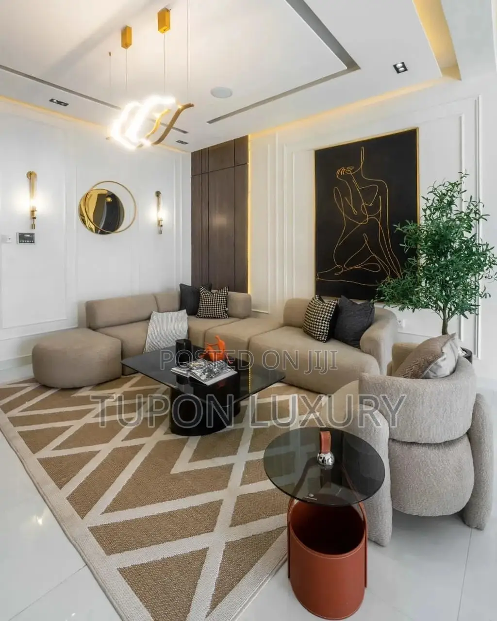 Luxury 3 Bedroom Shortlet Apartment in Vi in Lekki Phase 1
