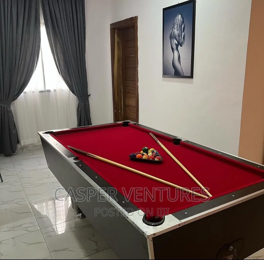 Simple and Fancy Room in Idado in Idado