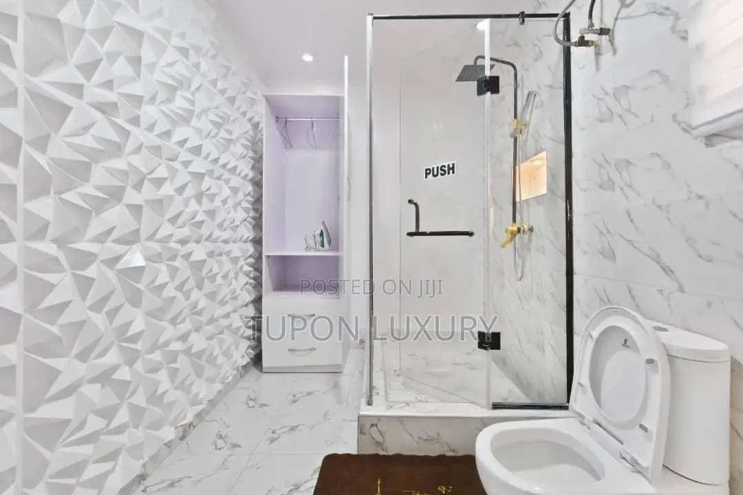 Luxury 1bedroom Apartment in Lekki Phase 1 in Lekki Phase 1