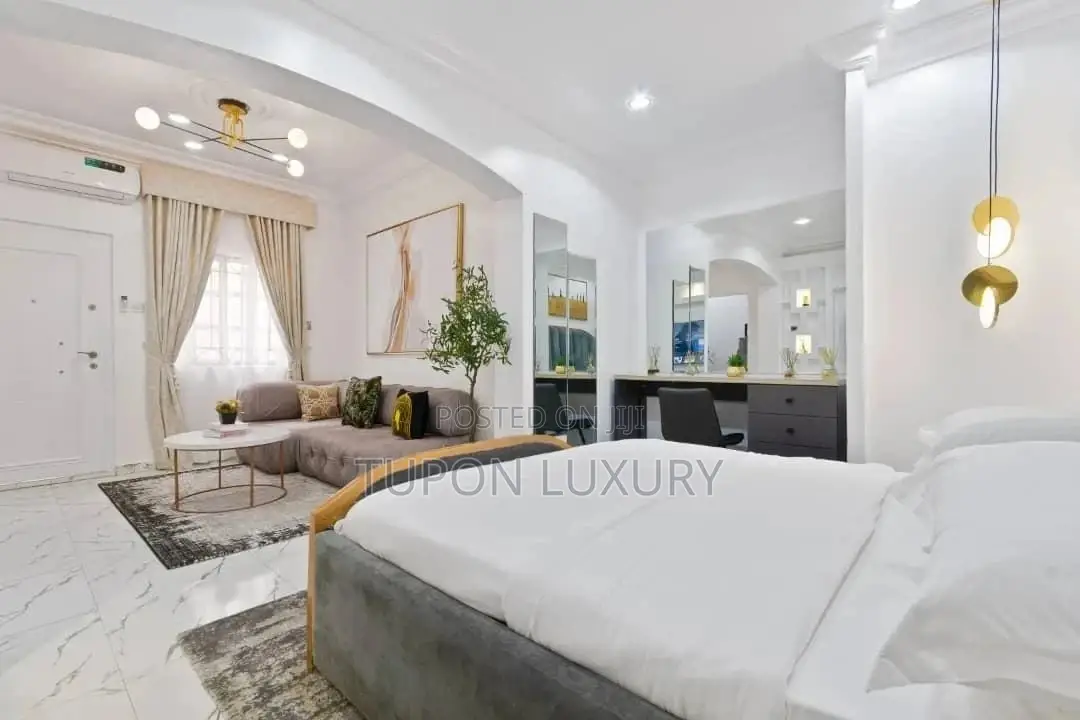 Luxury 1bedroom Apartment in Lekki Phase 1 in Lekki Phase 1