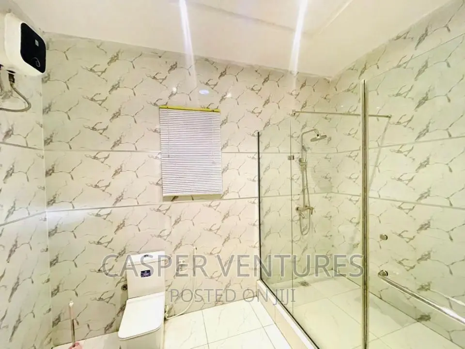 Enchanting and Cozy 4-Bedroom Duplex in Chevron
