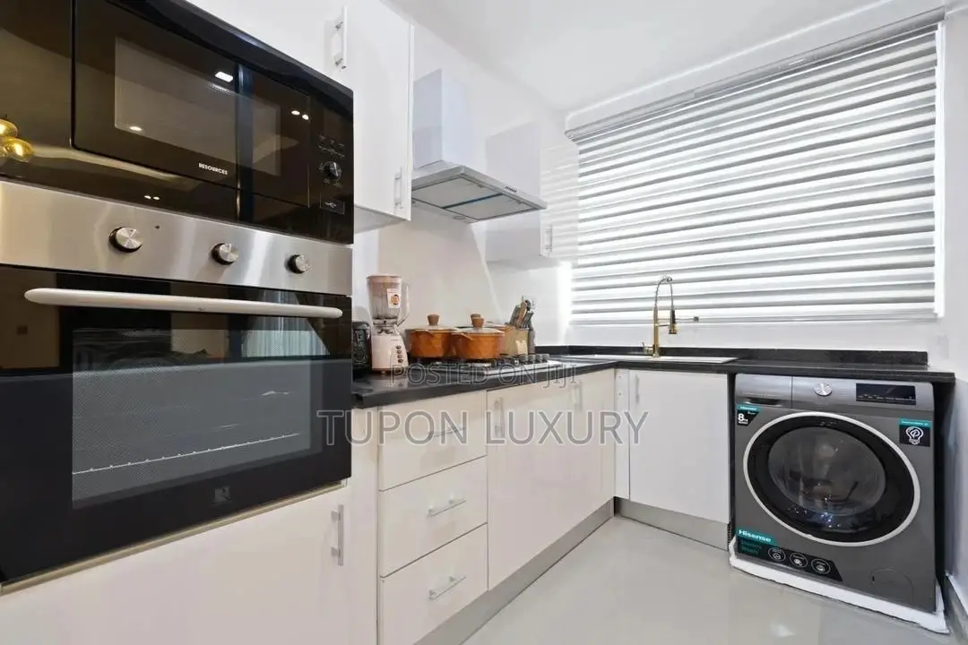 Luxury Spacious 1bed With Pool and Gym in Lekki Phase 1