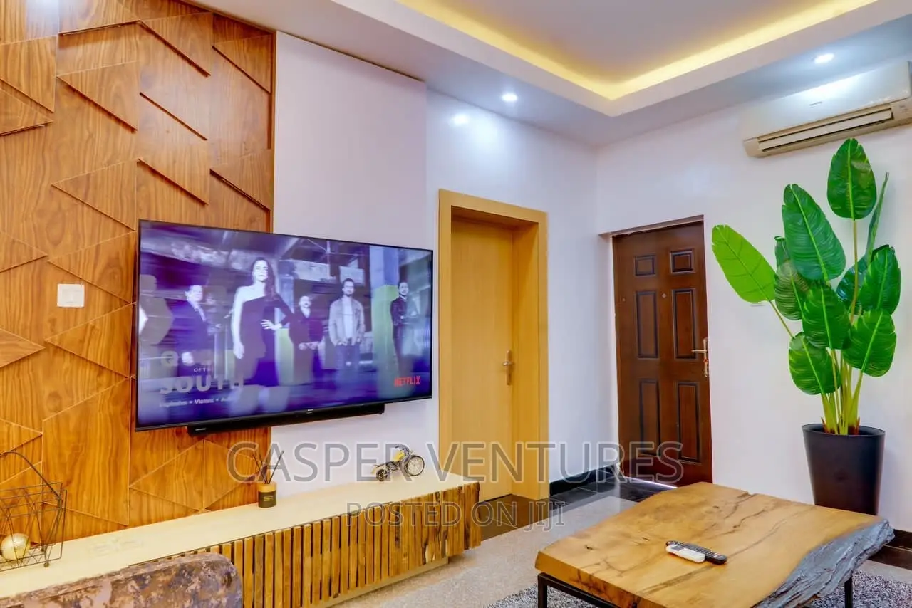 Flashy and Sparkling 2-Bed Apartment in Victoria Island