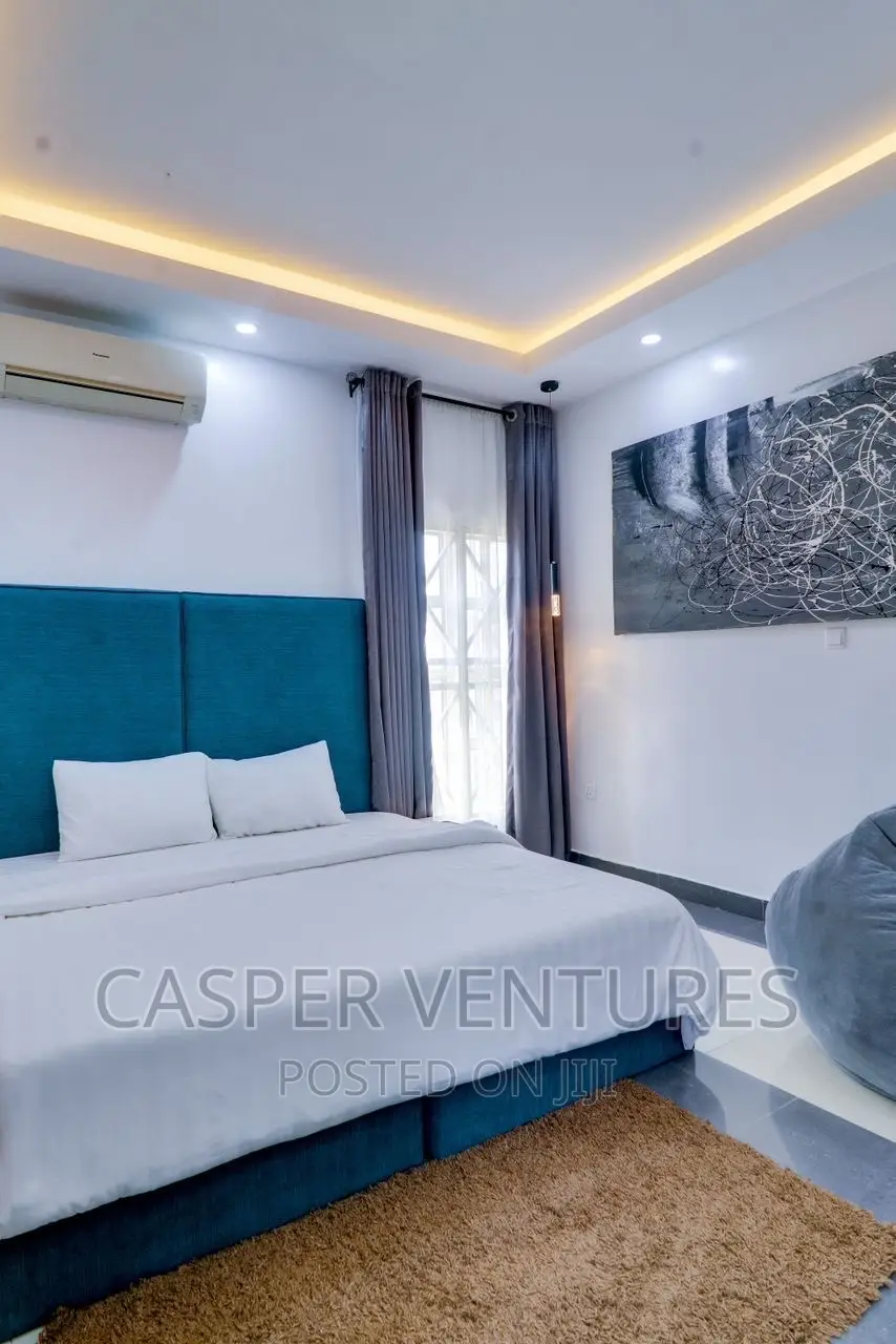 Flashy and Sparkling 2-Bed Apartment in Victoria Island