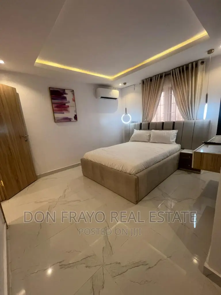 Luxury Room Parlor Shortlet Apartment in Ikolaba Estate Ib in Agodi