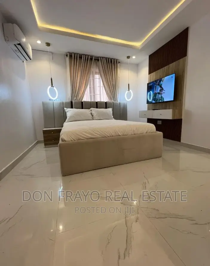 Luxury Room Parlor Shortlet Apartment in Ikolaba Estate Ib in Agodi