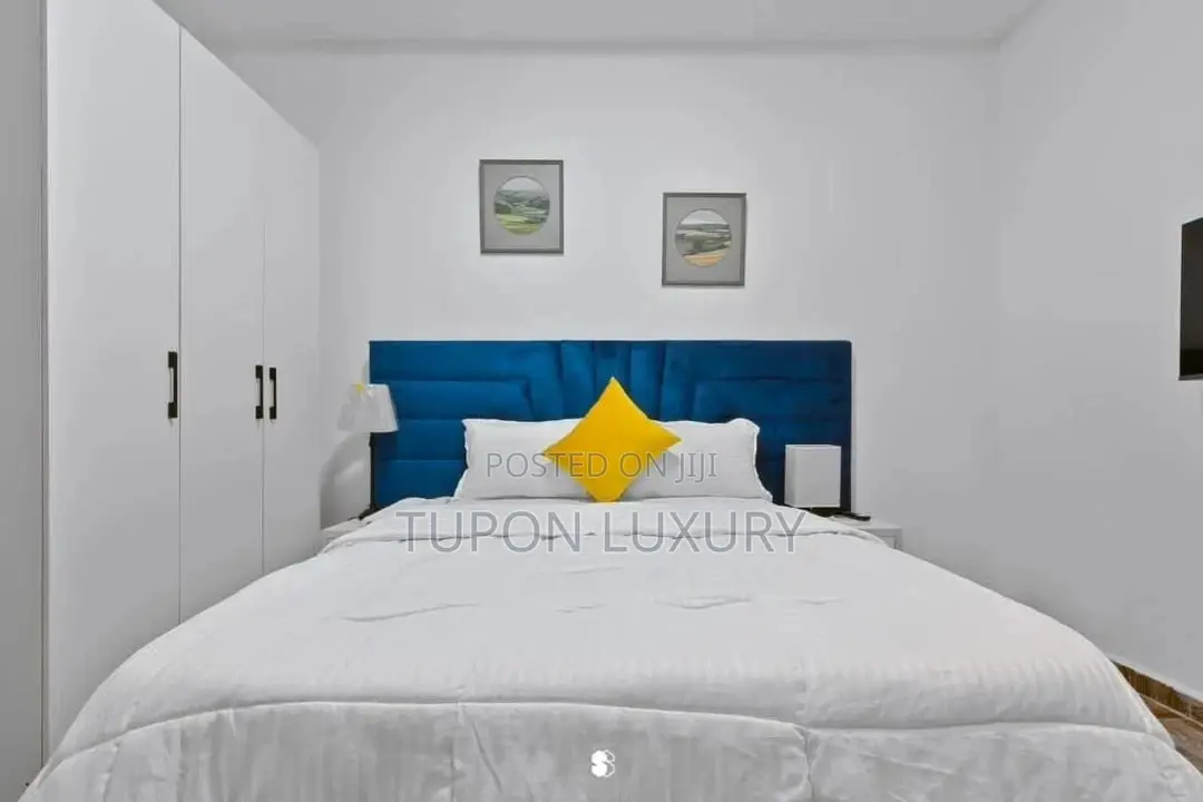 Luxury 2bedroom Apartment With Snooker in Lekki Phase 1