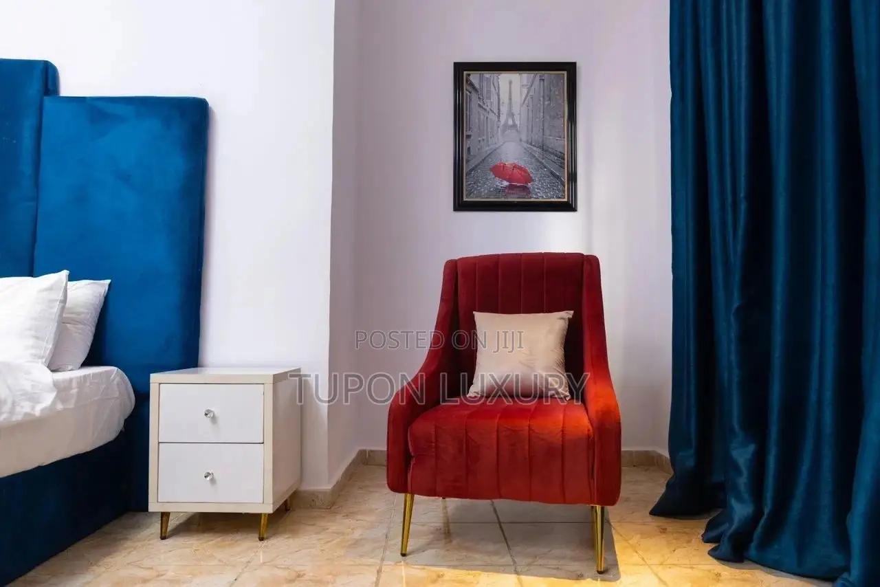 Luxury 2bedroom Apartment With Snooker in Lekki Phase 1