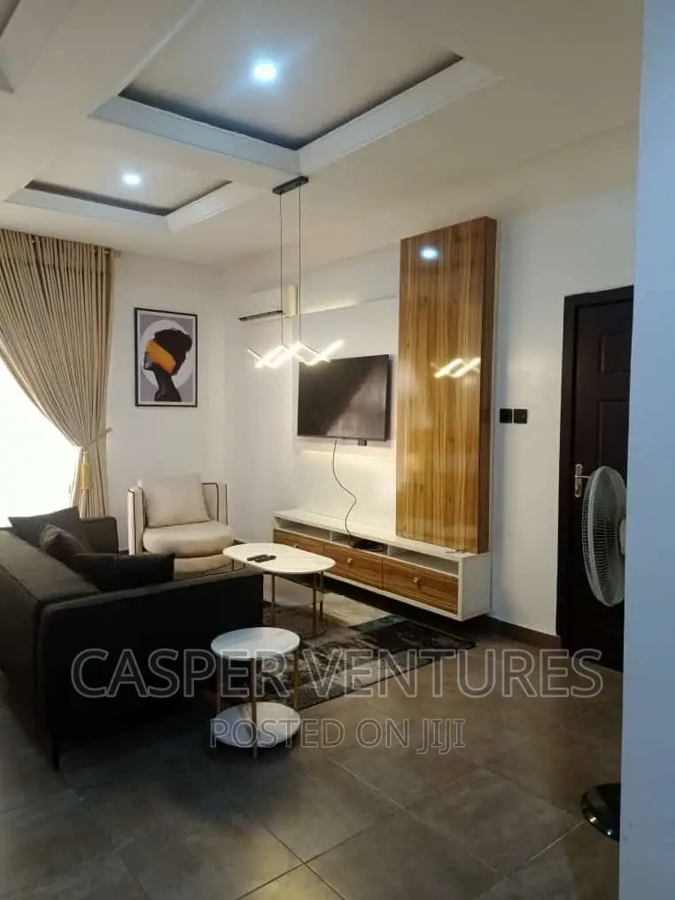 Glamorous and Stylish Apartment in Osapa london